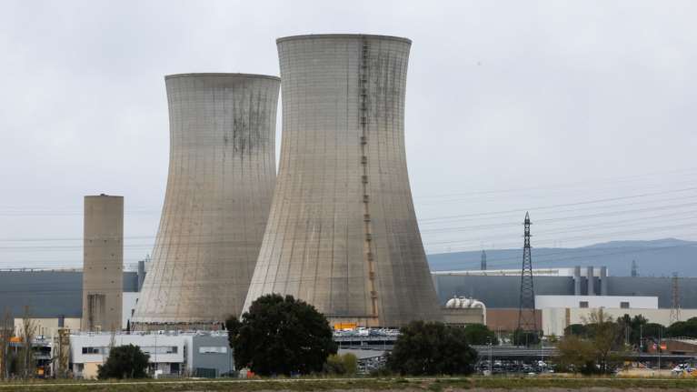 Η Γαλλία βάζει μπρος και άλλους πυρηνικούς αντιδραστήρες για να αποφύγει τις διακοπές ρεύματος