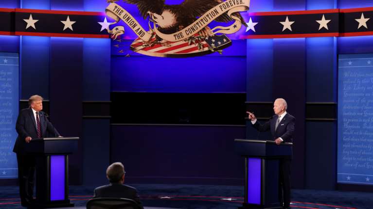 Θετικός στον κορονοϊό ο Τραμπ: Οι bookmakers αναστέλλουν τα στοιχήματα για τις αμερικανικές εκλογές