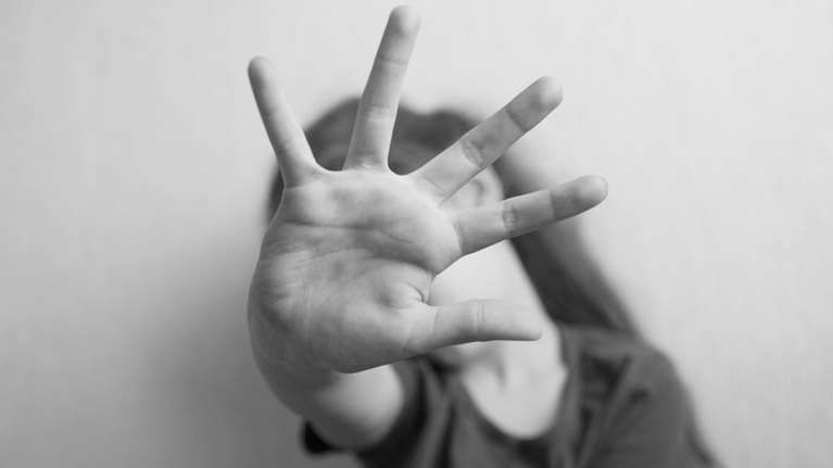 Λιβαδειά: Ο εφιάλτης της 13χρονης στα χέρια των ανήλικων βιαστών της - Πώς της έστησαν παγίδα μέσω social media