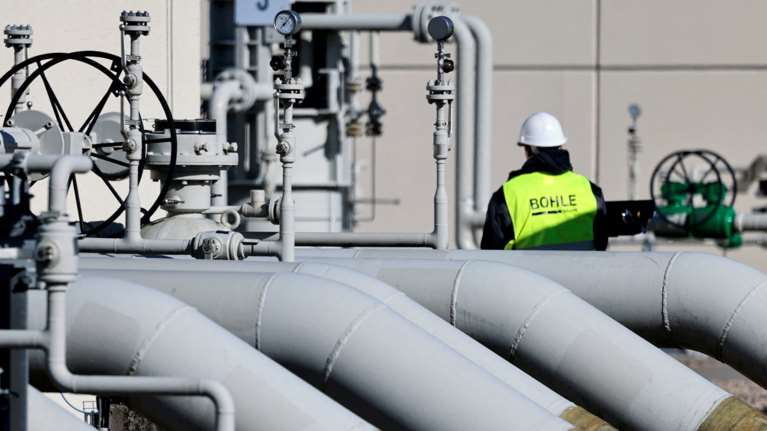 Bloomberg: Παιχνίδια Πούτιν με το φυσικό αέριο - Κάθε 1.000 ώρες θα το κλείνει για... συντήρηση - Ανοίγει πάλι το Σάββατο