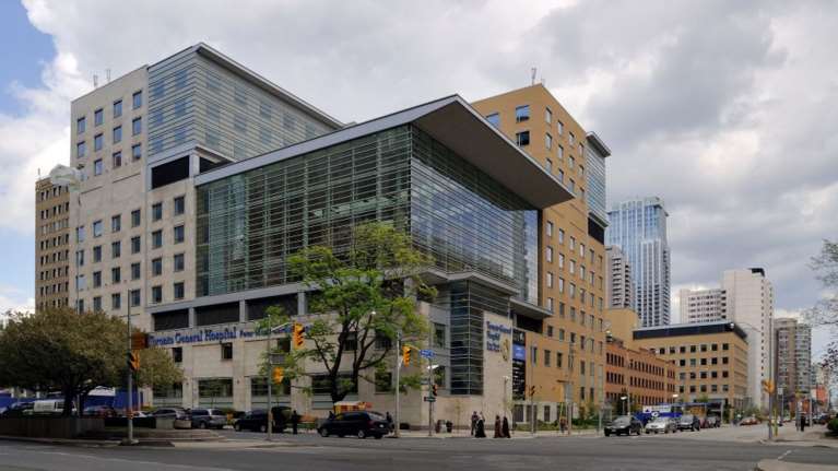 Καναδάς: Νοσοκομειακός όμιλος θα απολύσει όσους εργαζόμενους δεν έχουν εμβολιαστεί