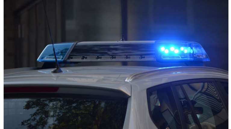 Ποινή φυλάκισης επτά μηνών με αναστολή στον δεύτερο αστυνομικό της Βουλής που καταγγέλθηκε από τη σύζυγό του