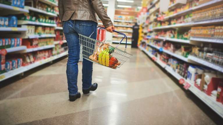 Εξαγορές αλυσίδων σούπερ μάρκετ σκανάρει η AVE του Νίκου Βαρδινογιάννη