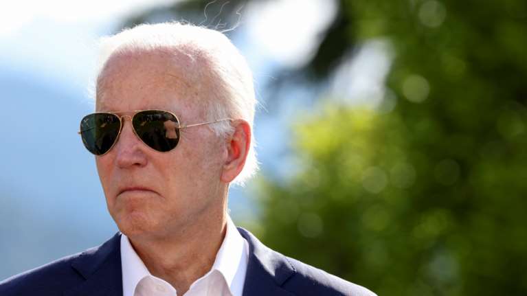 Ο Μπάιντεν ανακοινώνει την επόμενη εβδομάδα την υποψηφιότητά του για το χρίσμα των Δημοκρατικών
