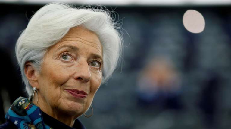Κριστίν Λαγκάρντ: &quot;Ραντεβού&quot; τον Σεπτέμβριο για τη μείωση των επιτοκίων - Διατηρούνται αμετάβλητα