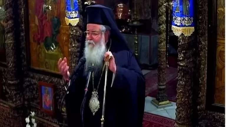 Προκαλεί ο Μητροπολίτης Κοζάνης: Να επιστρέψει η γυναίκα σπίτι της και να μαζέψει ως κλώσσα τα πουλάκια της