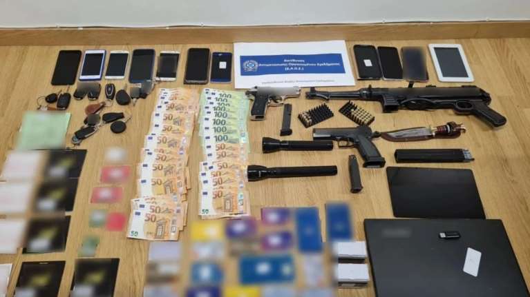 Πώς δρούσε η συμμορία με τις ψεύτικες αγγελίες πώλησης ΙΧ - Με...κατάθλιψη ο &quot;εγκέφαλος&quot; της εγκληματικής οργάνωσης