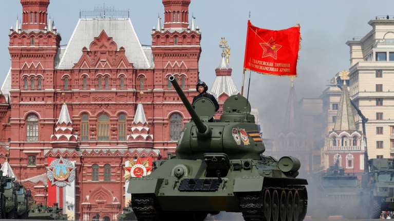 Ρωσία: Πρόβες πριν την παρέλαση της 9ης Μαΐου - Επίδειξη δύναμης Πούτιν με όπλα που εκτοξεύουν πυρηνικά [εικόνες]