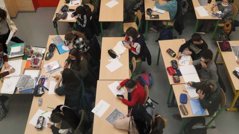 Επιστροφή στα θρανία: Πότε ανοίγουν τα σχολεία - Ποιες τάξεις επιστρέφουν πρώτες