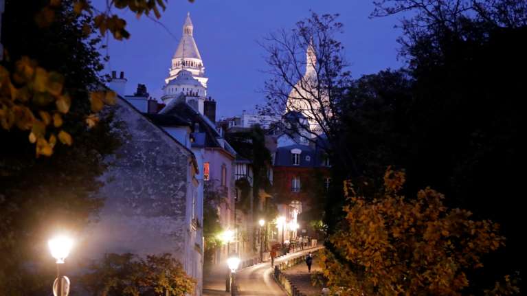 Κορονοϊός: Σε κατάσταση συναγερμού η Γαλλία - Νέο αρνητικό ρεκόρ με πάνω από 50.000 κρούσματα σε 24 ώρες