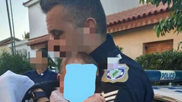 Συγκλονιστική εξομολόγηση του αστυνομικού στα Γλυκά Νερά: &quot;Δεν θα ξεχάσω ποτέ την εικόνα του βρέφους με τη νεκρή μητέρα&quot;