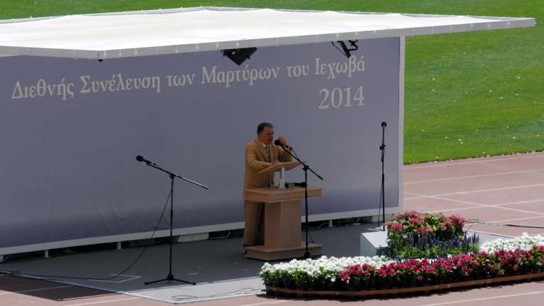 Αλβανία: Μάρτυρες του Ιεχωβά διαψεύδουν ότι ήταν μέλη τους οι γυναίκες που αυτοκτόνησαν για την &quot;αιώνια ζωή&quot;