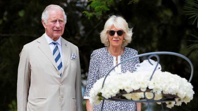 Η πρώτη δήλωση του βασιλιά Καρόλου για τον χαμό της μητέρας του: &quot;Στιγμή υπέρτατης θλίψης&quot;