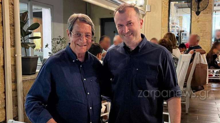 Ο Νίκος Αναστασιάδης απολαμβάνει τις διακοπές του στα Χανιά