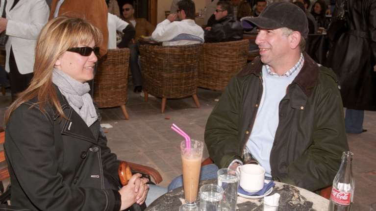 Ελπίδα Νίνου: Ανατροπή - Διαψεύδει ότι παίρνει διαζύγιο από τον Πέτρο Φιλιππίδη