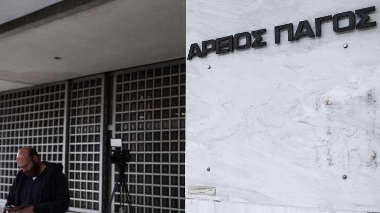 Αντιμέτωπος με φυλάκιση ο διαζευγμένος γονιός που παρεμποδίζει την επικοινωνία του παιδιού με τον άλλο γονέα