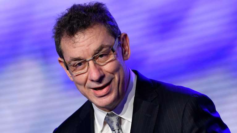 Μπουρλά στο CNN: "Μεγάλη μέρα για την ανθρωπότητα" - Έως 25 Νοεμβρίου η αίτηση έγκρισης του χαπιού ενάντια στον κορονοϊό