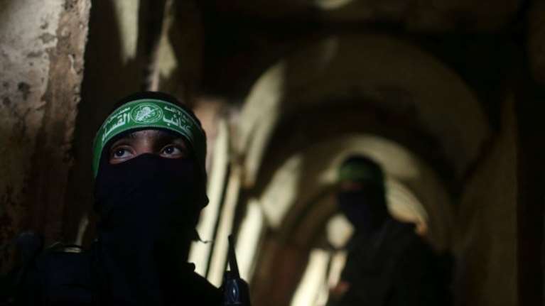 Ισραήλ: Η Χαμάς έτοιμη να απελευθερώσει 70 ομήρους με αντάλλαγμα πενθήμερη εκεχειρία στη Γάζα