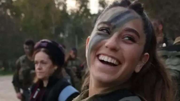 Ισραήλ: &quot;Έπεσε στη φωτιά&quot; - Η ηρωική 20χρονη ανθυπολοχαγός που έσωσε τη μονάδα της αλλά σκοτώθηκε από τη Χαμάς