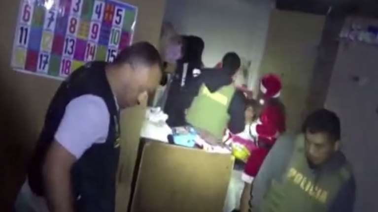 Περού: Ο &quot;Άγιος Βασίλης&quot; συνέλαβε συμμορία διακίνησης ναρκωτικών [βίντεο]