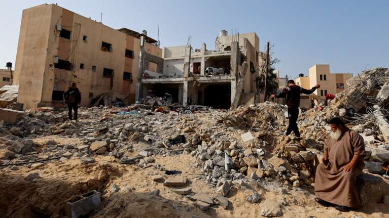 "Μας πρόδωσαν και μας βομβάρδισαν": Τι καταγγέλλει 18χρονη Παλαιστίνια για το πώς έχασε τους γονείς της κι επτά αδέρφια