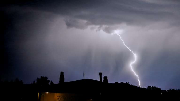 ΕΜΥ: Επικαιροποίηση έκτακτου δελτίου επιδείνωσης του καιρού - Μεγάλη συχνότητα κεραυνών και τοπικές χαλαζοπτώσεις