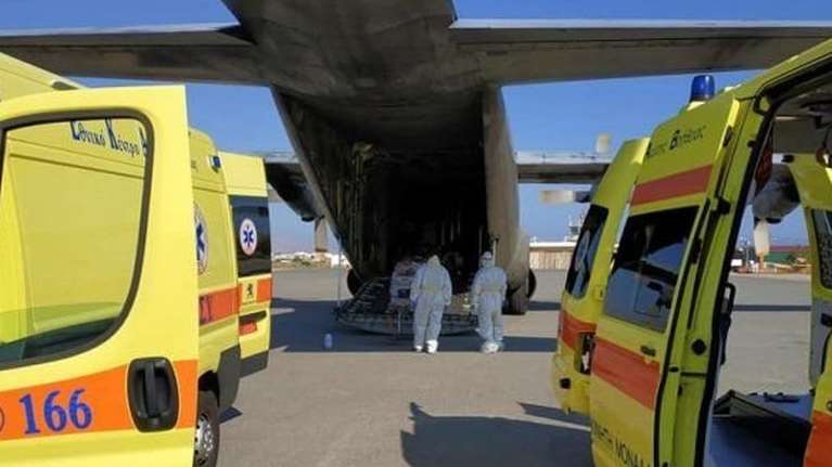Χίος: Επείγουσα αεροδιακομιδή βρέφους 38 ημερών και 12χρονου αγοριού με κορονοϊό