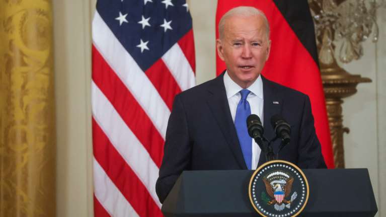 Ανησυχία στις ΗΠΑ για ρωσική εισβολή: Ο Τζο Μπάιντεν καλεί τους Αμερικανούς να φύγουν από την Ουκρανία