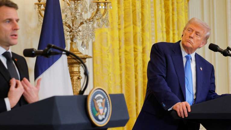 Ο Μακρόν ανοίγει γαλλική πυρηνική &quot;ομπρέλα&quot; στην Ευρώπη: Αν ο Πούτιν δεν σταματήσει, θα συνεχίσει σίγουρα για Μολδαβία-Ρουμανία