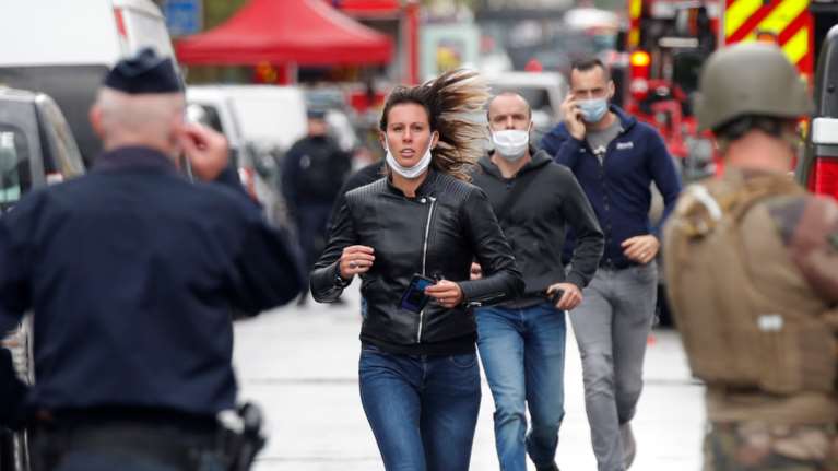 Charlie Hebdo - Συναγερμός στο Παρίσι: Συνελήφθησαν δύο ύποπτοι - Έκλεισε το μετρό