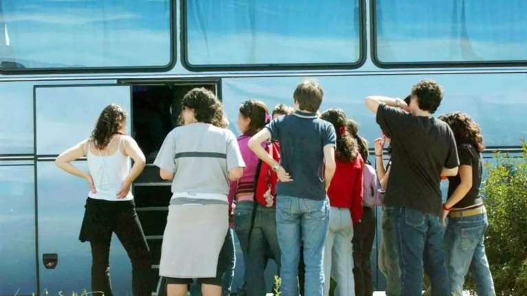 Αποκάλυψη για τον οδηγό σχολικού χωρίς δίπλωμα: Μέχρι πριν 10 μέρες εκτελούσε δρομολόγια και με το ΚΤΕΛ [βίντεο]