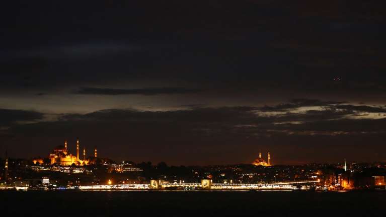 Κλείνουν τα προξενεία τους στην Κωνσταντινούπολη εννέα δυτικές χώρες - Ενοχλημένη η Τουρκία, καλεί τους πρέσβεις για εξηγήσεις