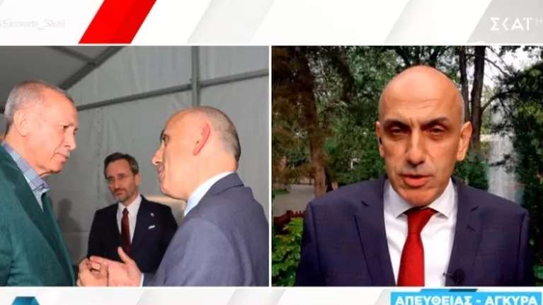 "Μου έκανε νόημα να πάω πίσω" - Ο Μανώλης Κωστίδης περιγράφει το παρασκήνιο της συνάντησής του με τον Ερντογάν
