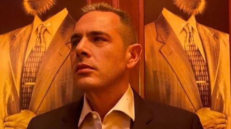 Οι... περίεργες αναρτήσεις του Πάνου Καμμένου και οι υπόνοιες ότι τον παρακολουθούν