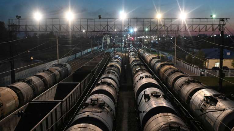 &quot;Πόλεμος&quot;: H Ρωσία απειλεί να &quot;παγώσει&quot; την Ευρώπη, αν βάλει πλαφόν στην τιμή του φυσικού αερίου