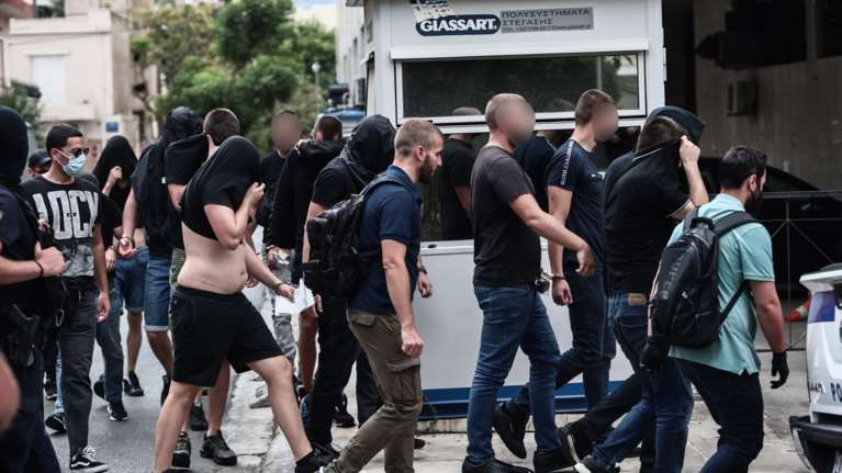 Κροατία: Ο πρωθυπουργός αδειάζει τον πρόεδρο - "Η ελληνική δικαιοσύνη θα αποφασίσει για τους χούλιγκανς"