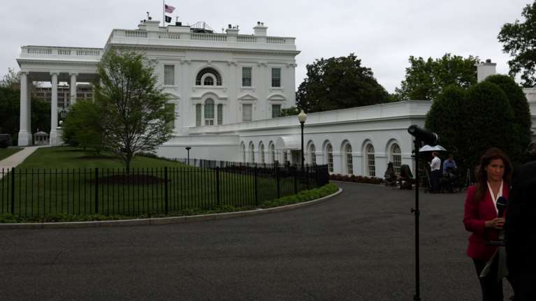 Λευκός Οίκος για την ιρανική επίθεση στο Ισραήλ: "Θα υπάρξουν σοβαρές συνέπειες"