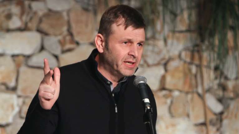 Απόστολος Γκλέτσος σε δημοσιογράφους: "Εσείς το φτιάξατε το θέμα - Η Τατιάνα έβγαλε ψεύτικη μάνα" [Βίντεο]