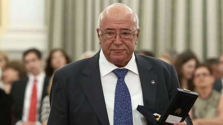 Οικογένεια Τσάκου: Η τουριστική επένδυση &quot;Epic_O&quot; στην Ιθάκη, το &quot;άγνωστο&quot; ιδιωτικό νησί και η απόβαση στη Χίο