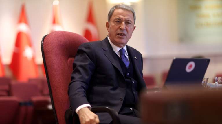 Στο Βερολίνο ο Ακάρ: Ανατολίτικο παζάρι για εξοπλιστικά και ανατολική Μεσόγειο