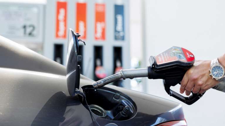 Σταϊκούρας για επιδότηση καυσίμων: Τρίμηνη η ενίσχυση - Από Ιούλιο η εφαρμογή