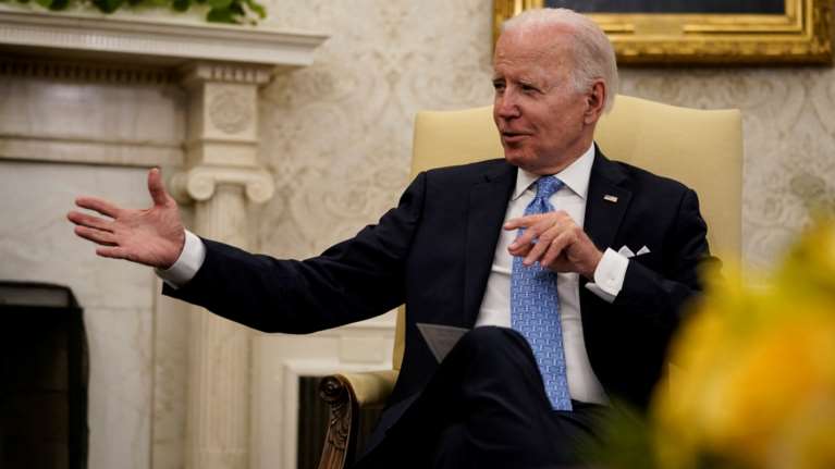 Washington Post: Παρασκήνιο - Ο Μπάιντεν ζητά από τον Ζελένσκι να δείξει ότι δεν απορρίπτει συνομιλίες με τη Ρωσία