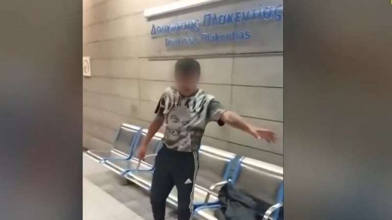 Σεσημασμένος ο 19χρονος που επιτέθηκε σε μηχανοδηγό του Μετρό - Είχε νοσηλευτεί σε ψυχιατρικό νοσοκομείο