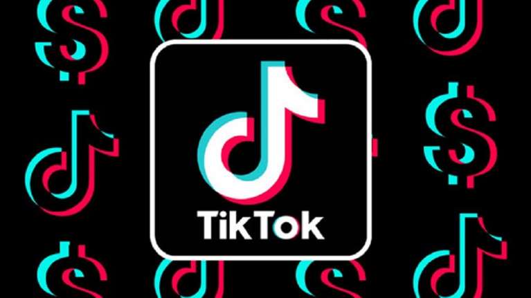 TikTok: &quot;Κλείνει στις 15 Σεπτεμβρίου στις ΗΠΑ, αν δεν πουληθεί&quot;, λέει ο Τραμπ