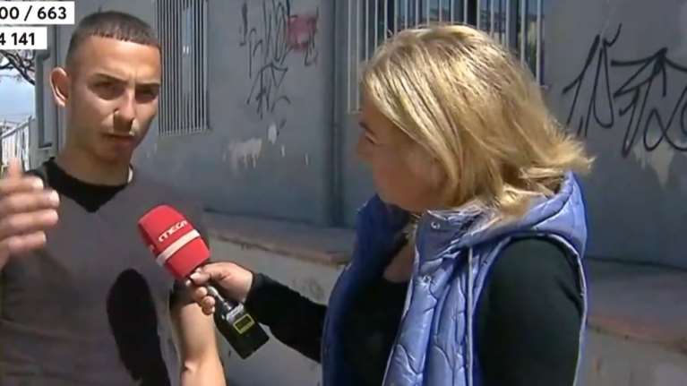 Λάρισα: Ο 17χρονος περιγράφει πώς έπαθε ηλεκτροπληξία στο σχολείο - &quot;Είχε μαυρίσει το χέρι μου, έτρεμα από το ηλεκτροσόκ&quot;