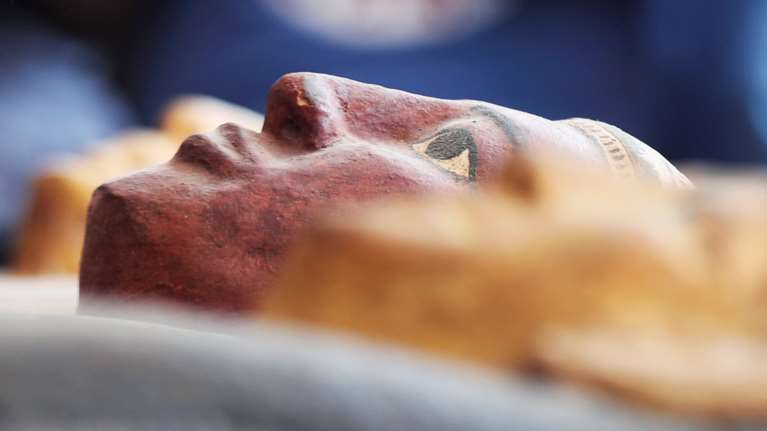 Όλα έτοιμα για την αποψινή &quot; χρυσή παρέλαση&quot; των Φαραώ: Την πομπή των σαρκοφάγων θα συνοδεύουν άρματα και άλογα