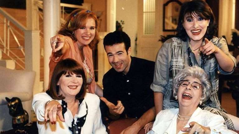 Το MEGA έβαλε επανάληψη το &quot;Ντόλτσε Βίτα&quot; και το twitter τρελάθηκε - &quot;Ετοιμοι για 134.656η φορά&quot; [εικόνες]