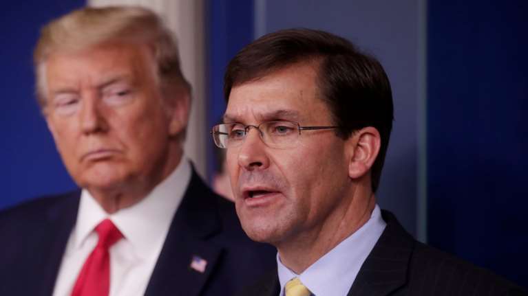 ΗΠΑ: &quot;Ξήλωσε&quot; τον υπουργό Άμυνας ο Ντόναλντ Τραμπ - Ποιος είναι ο αντικαταστάτης του