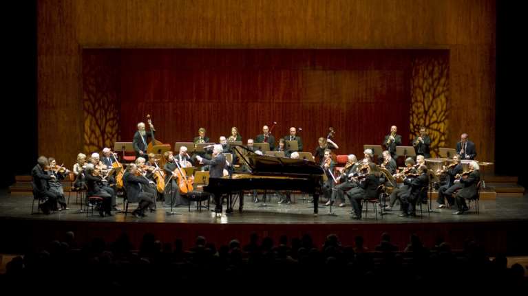 Μέγαρο Μουσικής: Βραδιά Μότσαρτ με την Ορχήστρα Cappella Andrea Barca υπό τον μαέστρο Sir Andras Schiff