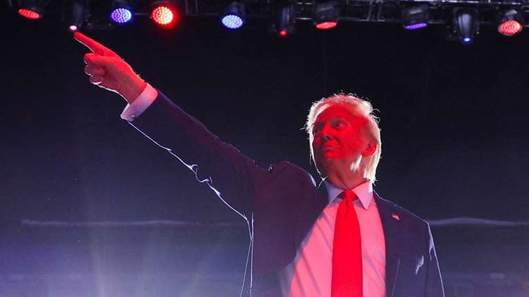 Εκλογές ΗΠΑ 2024: Άρχισε ο Τραμπ, καταγγέλλει "μαζική νοθεία" σε Φιλαδέλφεια και Ντιτρόιτ- Τον "αδειάζει" Ρεπουμπλικανός επίτροπος